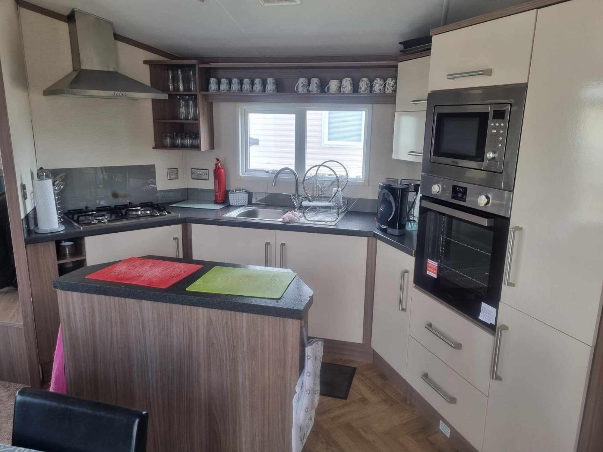 8 Berth Deluxe Pg36 Chapel Saint Leonards Exterior foto